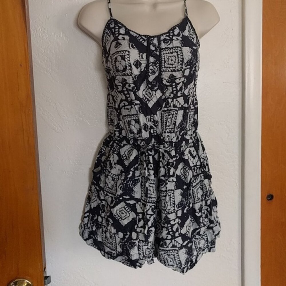 3 Summer Rompers - Picture 4 of 12